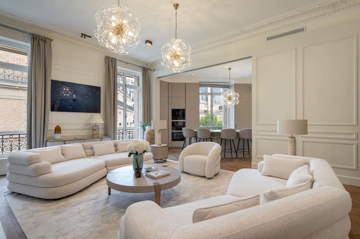 Appartement Avenue Montaigne Paris