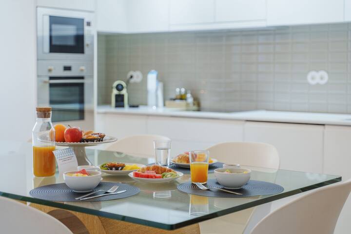 Feel Porto Downtown Art Tile gallery image 2