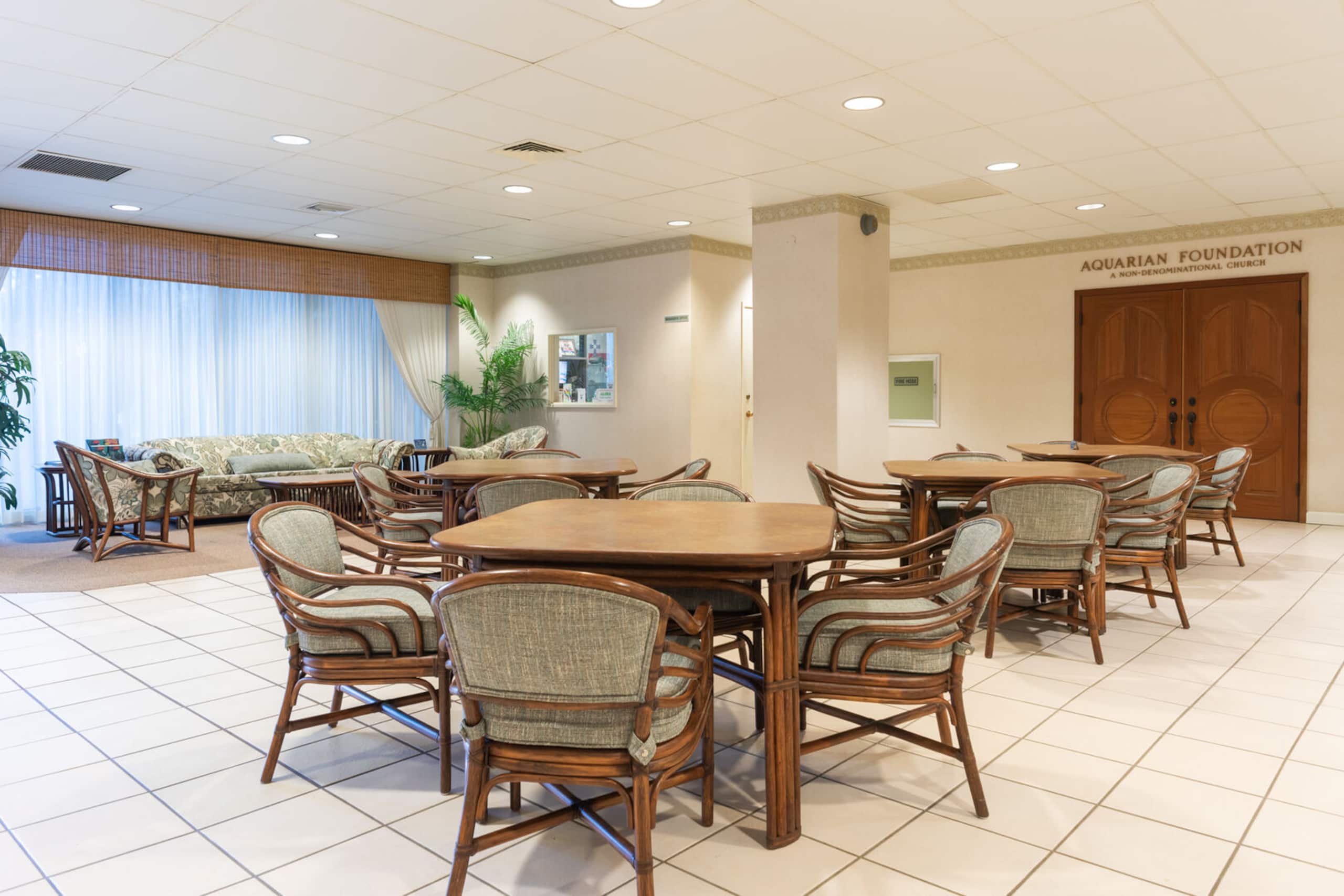 Condo in Honolulu · ★4.87 · 1 bedroom · 1 bed · 1 private bath - Image 3