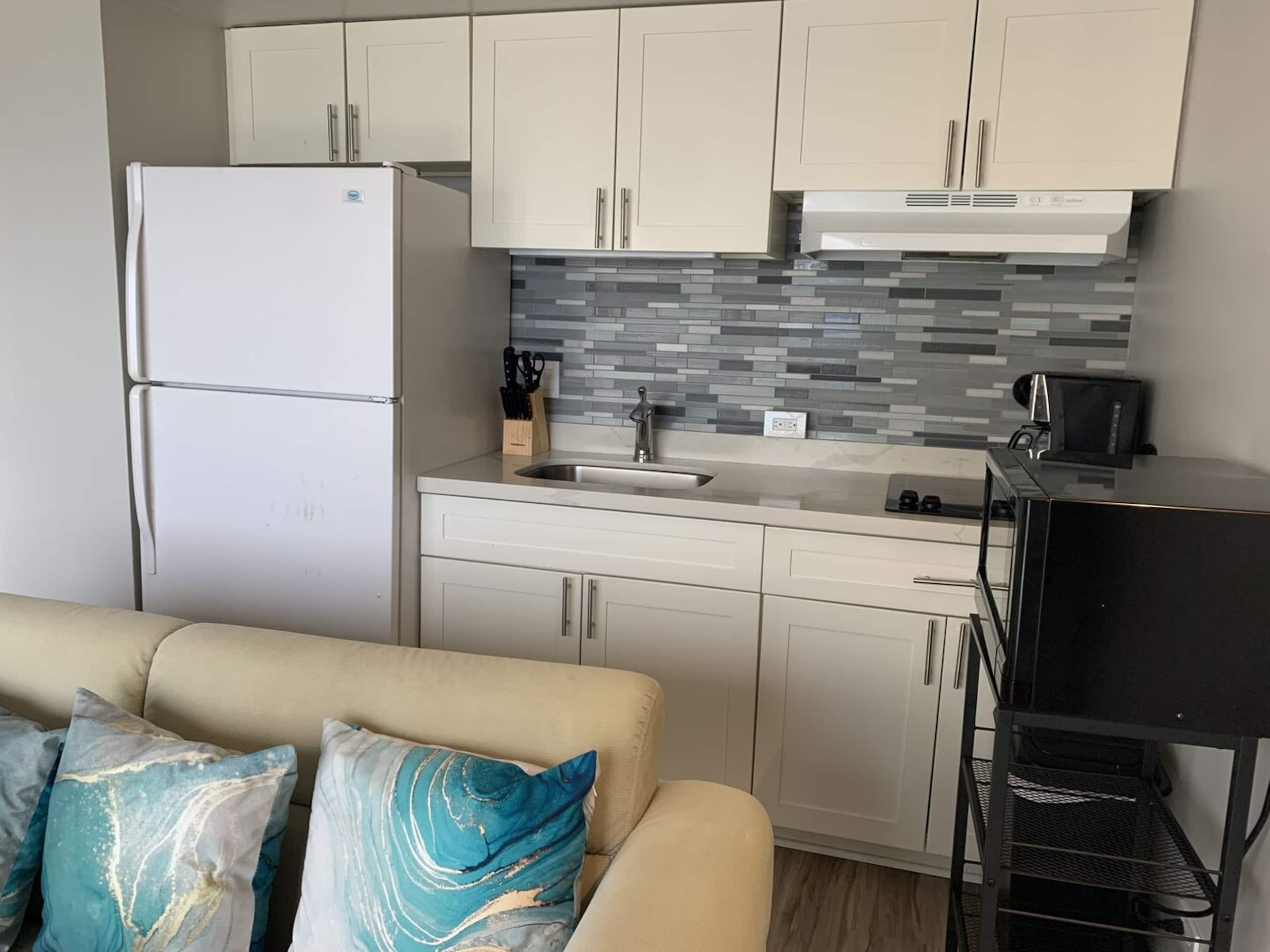 Condo in Honolulu · ★4.87 · 1 bedroom · 1 bed · 1 private bath - Image 1