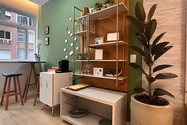 Copacabana New Stylish Apt, Beach Block, Sleeps 6 gallery image 3