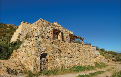 3 bedroom nice home in Feliceto