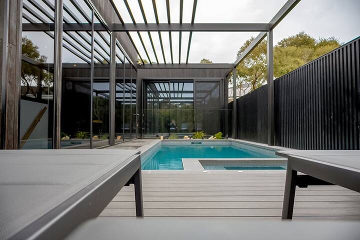 Rye Back Beach Pool House 4-Bedroom 4-Bath