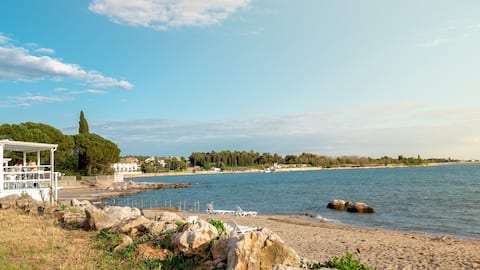 Top Airbnb: Apartments noel - apartment noel 2 in Zambratija