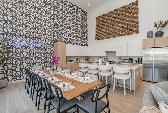 Hyve – Skyline Social – Pool & Gym gallery image 4