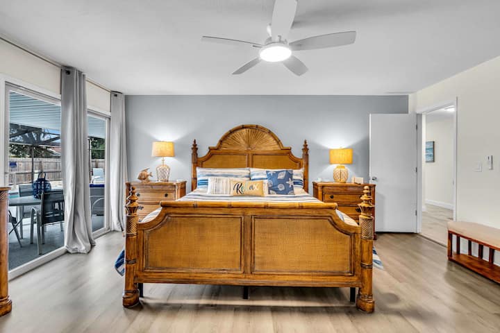 Primarna spavaća soba s bračnim krevetom (širine 180 -