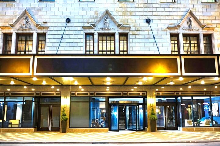 Chic Retreat, Unforgettable Stay, 2 Modern Suites! gallery image 5