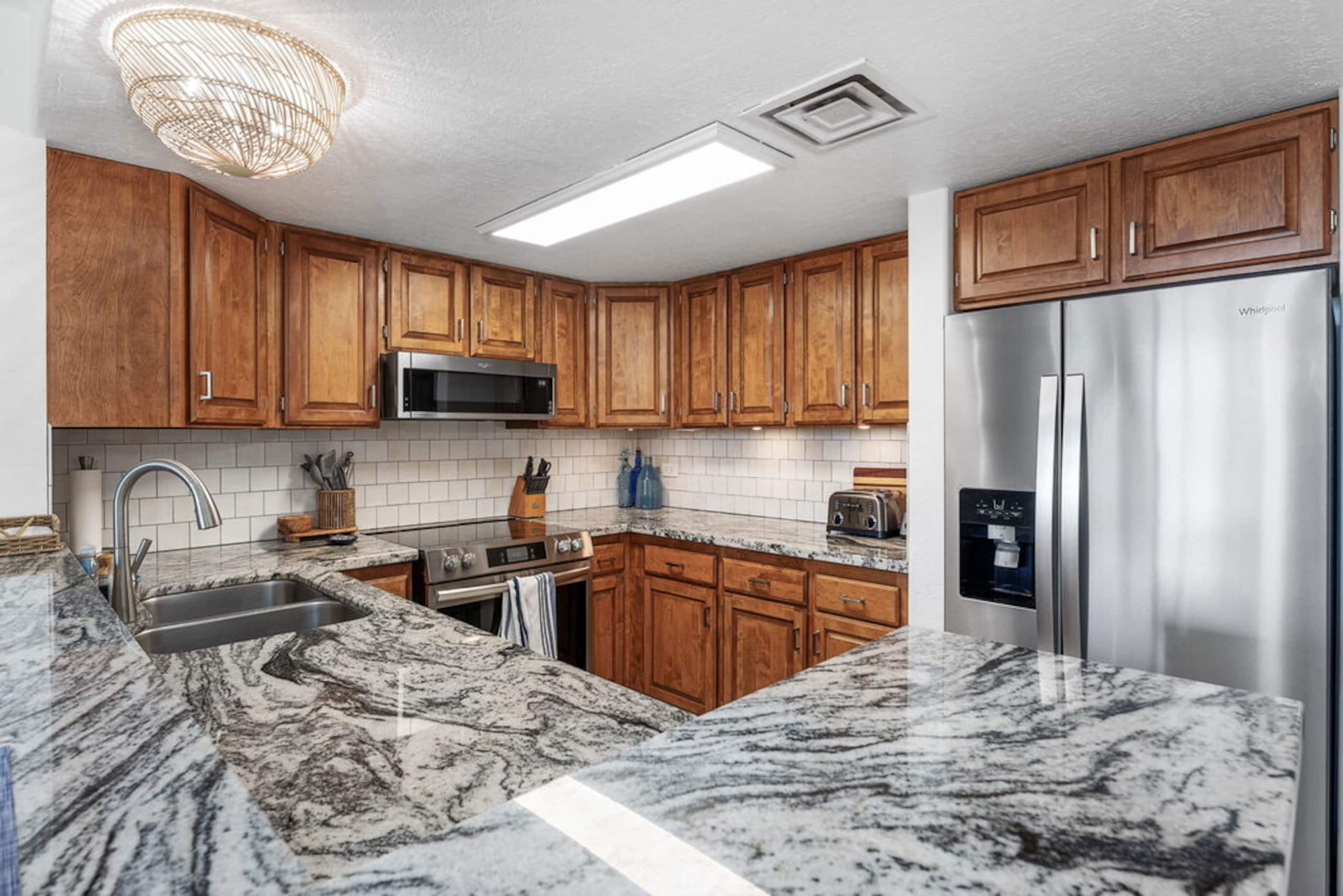 Condo in Kailua-Kona · ★5.0 · 2 bedrooms · 4 beds · 2 baths - Image 5
