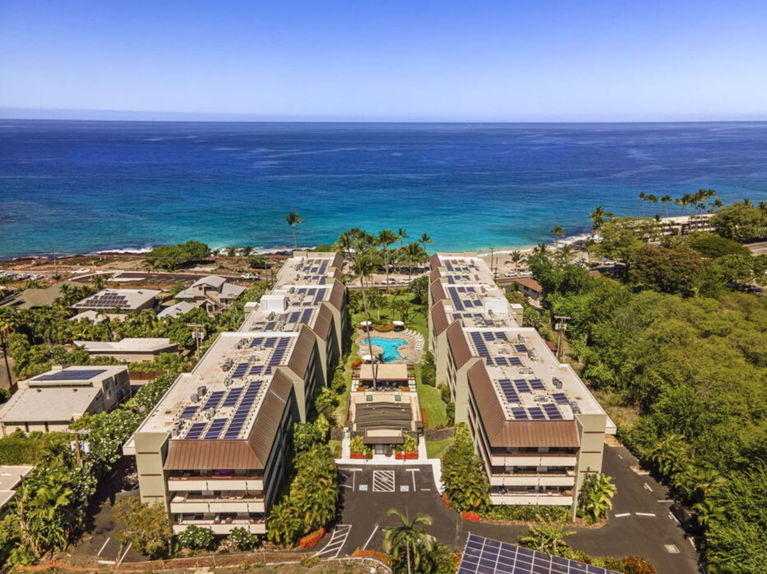 Condo in Kailua-Kona · ★5.0 · 2 bedrooms · 4 beds · 2 baths - Image 30