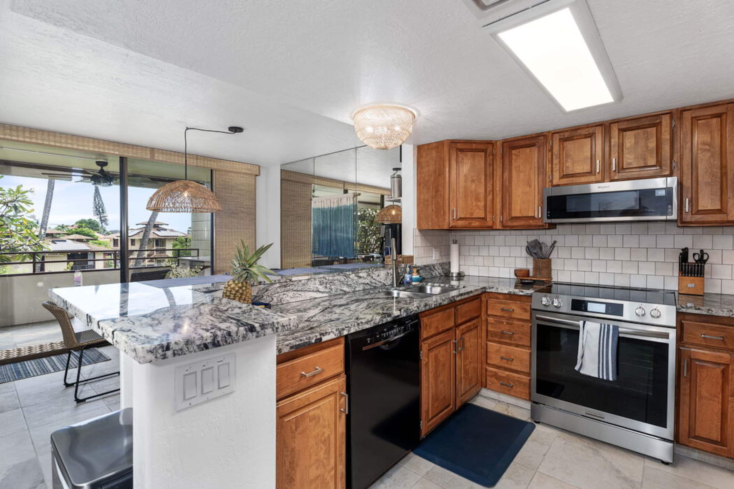 Condo in Kailua-Kona · ★5.0 · 2 bedrooms · 4 beds · 2 baths - Image 7