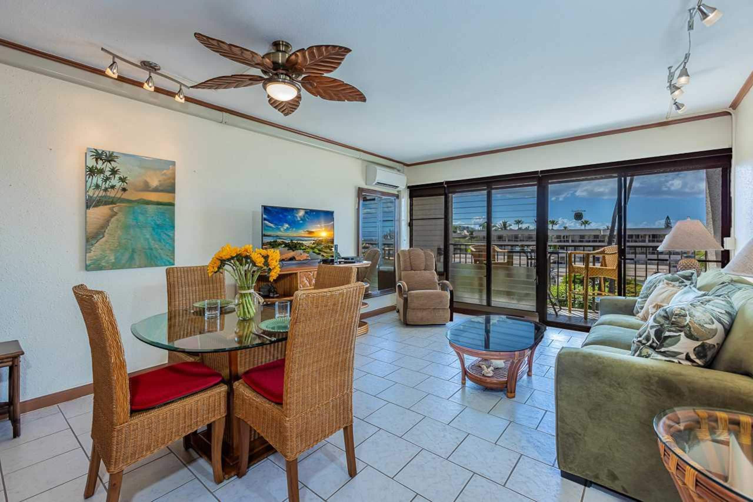 Condo in Kihei · ★4.69 · 1 bedroom · 2 beds · 1 private bath - Image 13