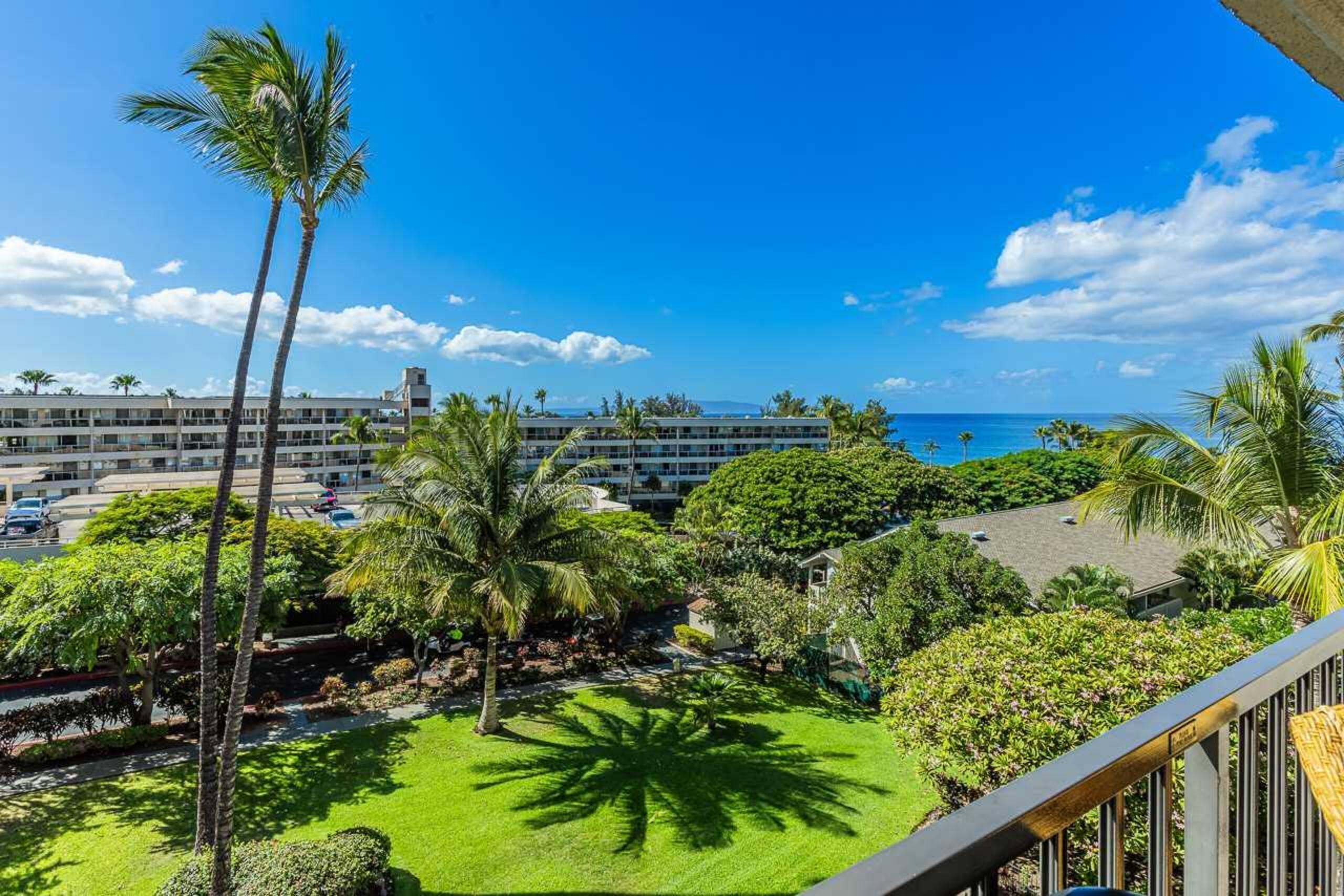 Condo in Kihei · ★4.69 · 1 bedroom · 2 beds · 1 private bath - Image 1