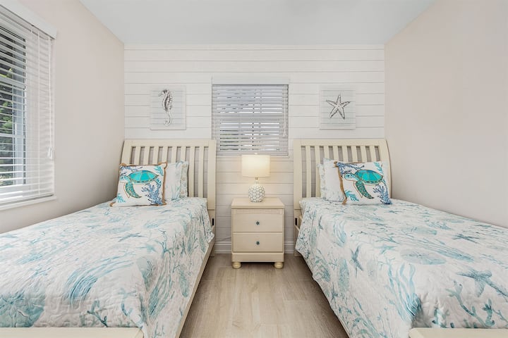 Ვის იღებს საწოლს ფანჯარასთან?