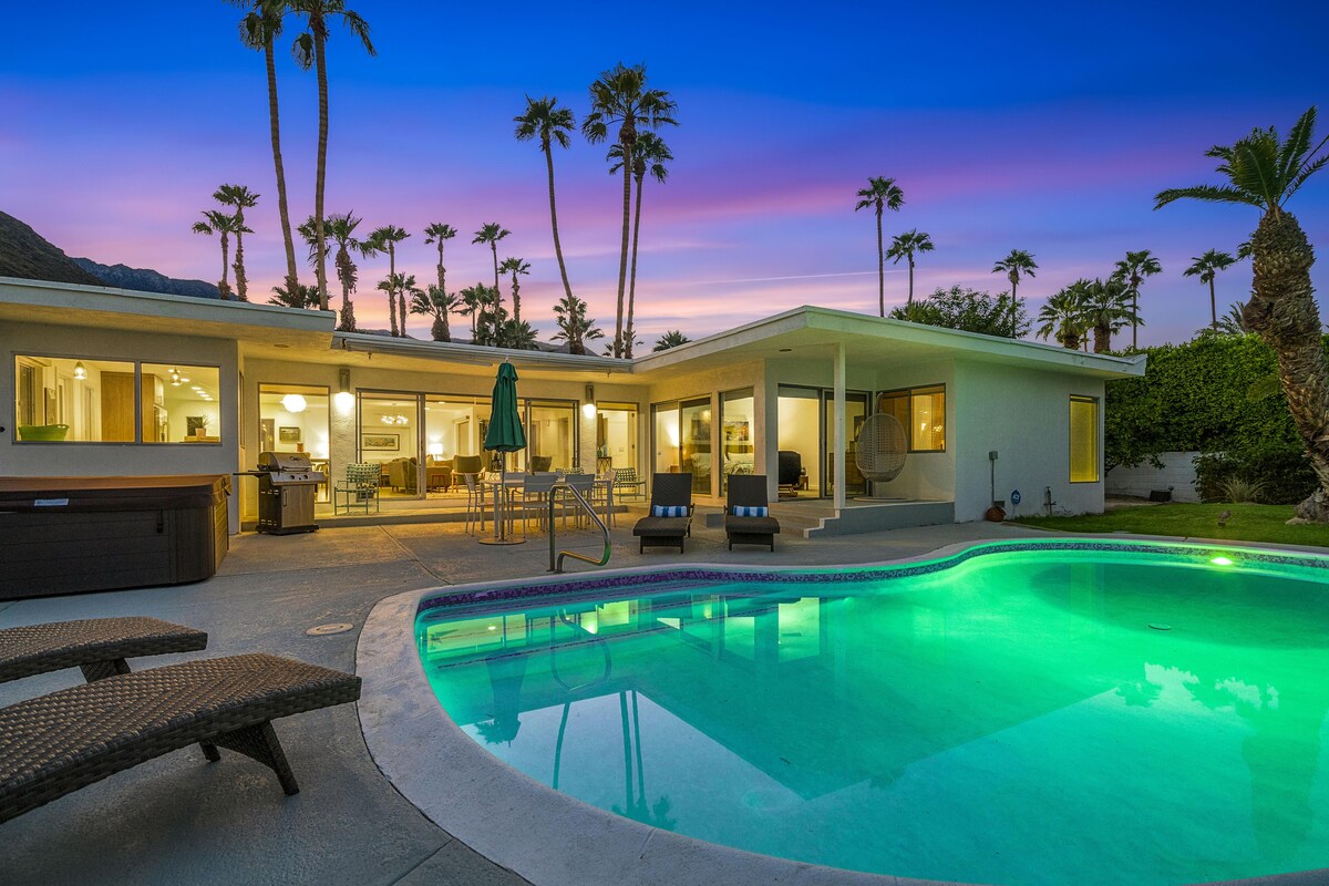 Hilltop Hideaway - Hillside mid-century modern vac - Houses for