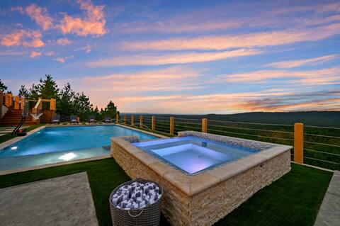 The Overlook w/ Outdoor Pool, Pickleball, Views
