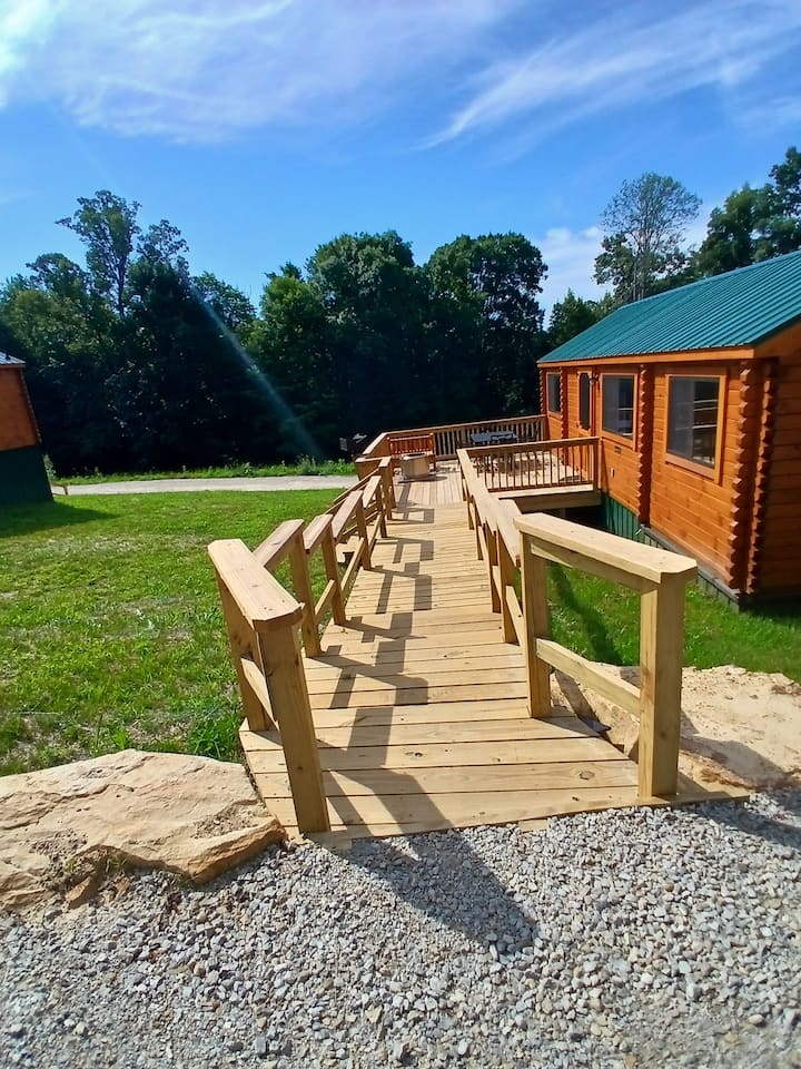 110 - Loon - Log Cabin - Logan, OH
