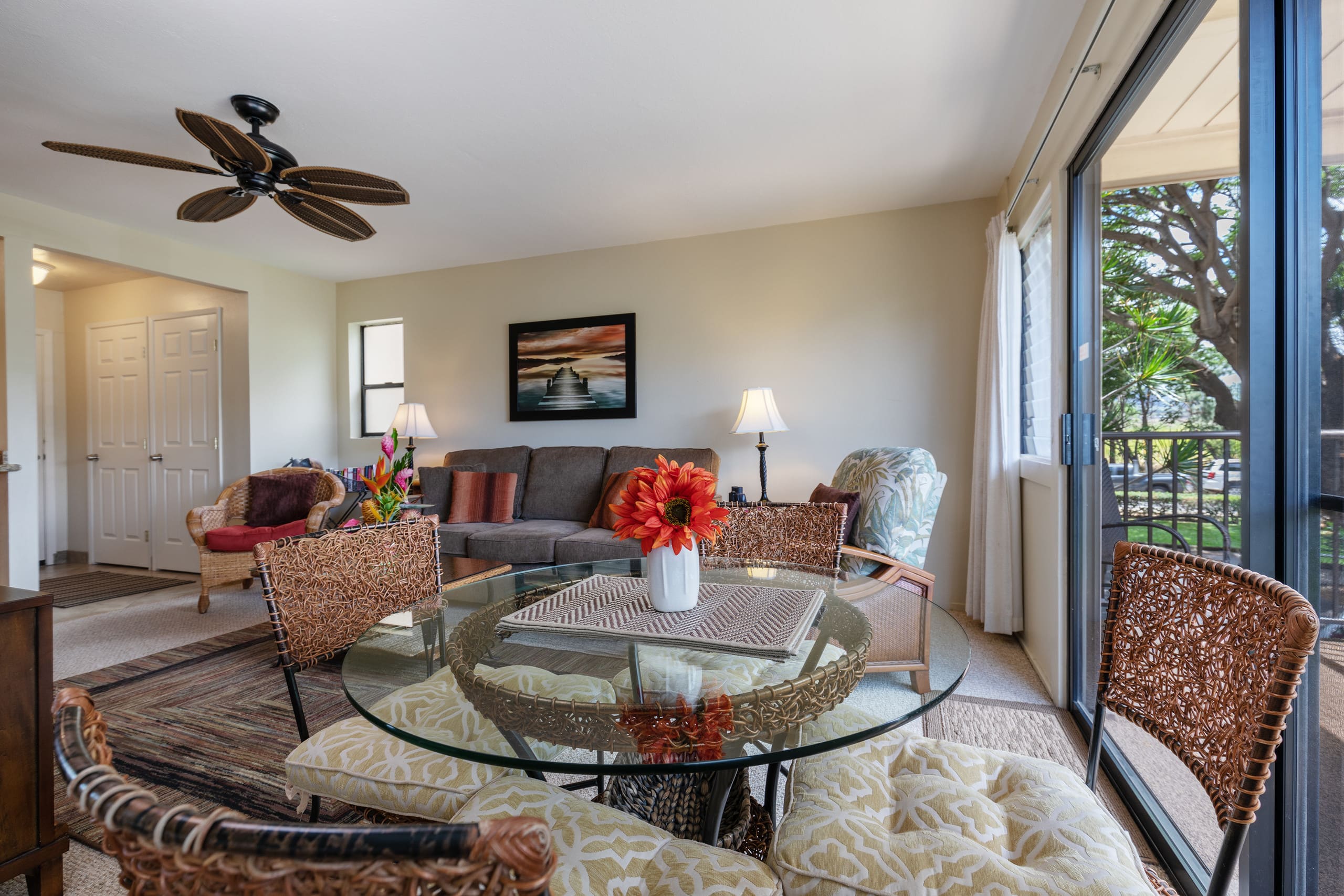 Condo in Wailuku · ★4.75 · 1 bedroom · 2 beds · 1 shared bath - Image 3