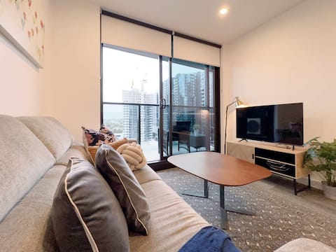 Successful Airbnb property: New Brand Boxhill Apartment with view 12A in Box Hill