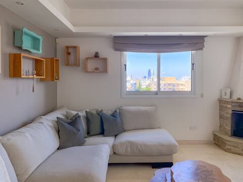 Phaedrus Living: Erato Luxury Penthouse