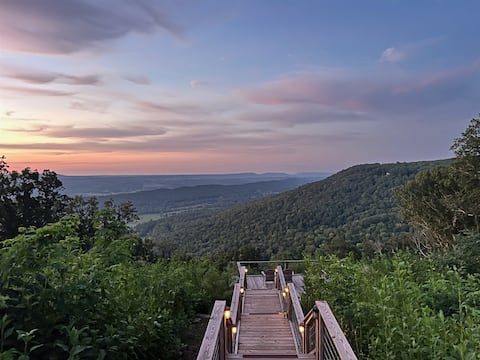 Crest View Lodge on Brow | Movie Theater | Wi-Fi