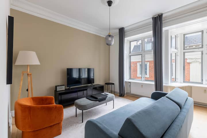 Chic One-bedroom Apartment With Balcony - Copenhague