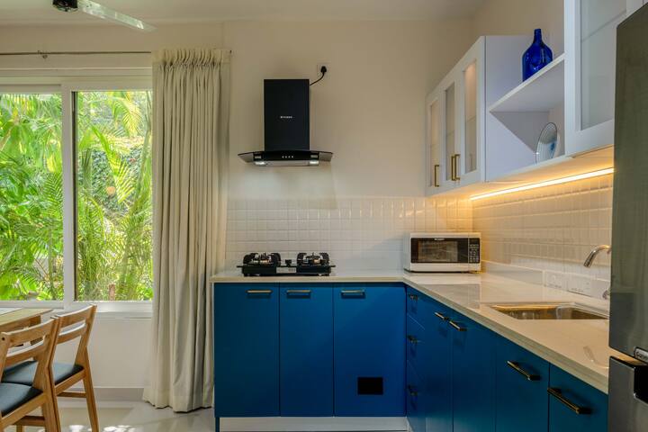 Fully equipped kitchen