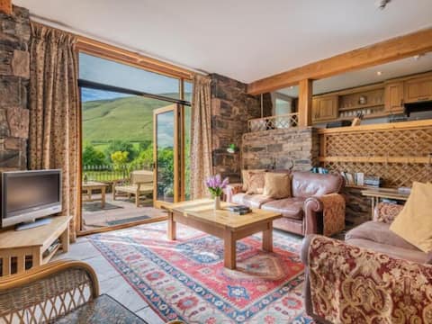 2 Bed in Penrith (oc-sz092)