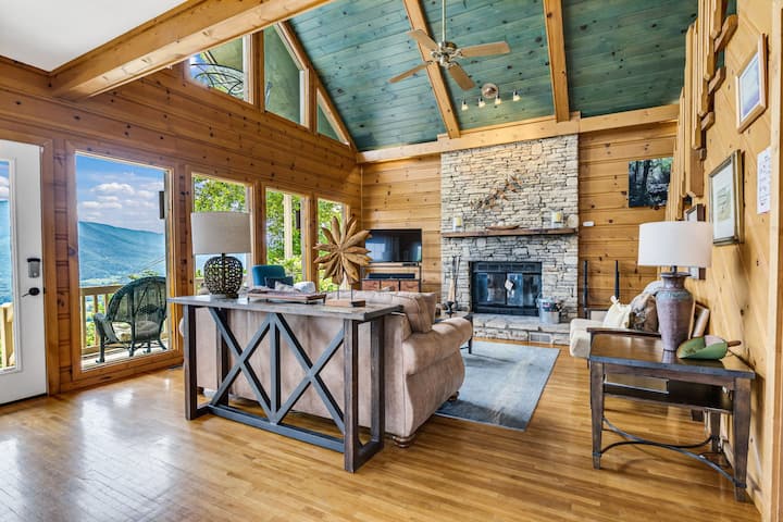 Dream Catcher Cabin - Cabins for Rent in Pigeon Forge, Tennessee