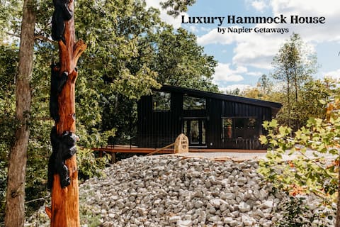 Luxury Cliffside Hammock House