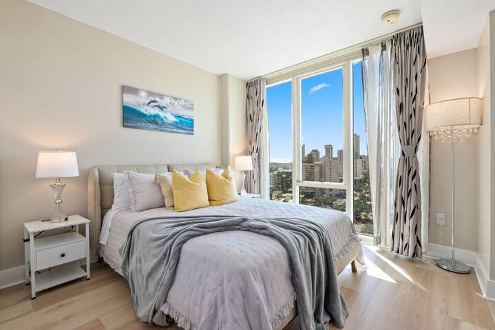 Luxury Two Bedroom Suite in Waikiki, Condo with Pa gallery image 4