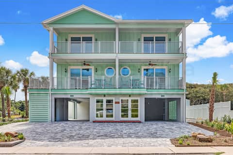 Dog Friendly! Sleeps 21