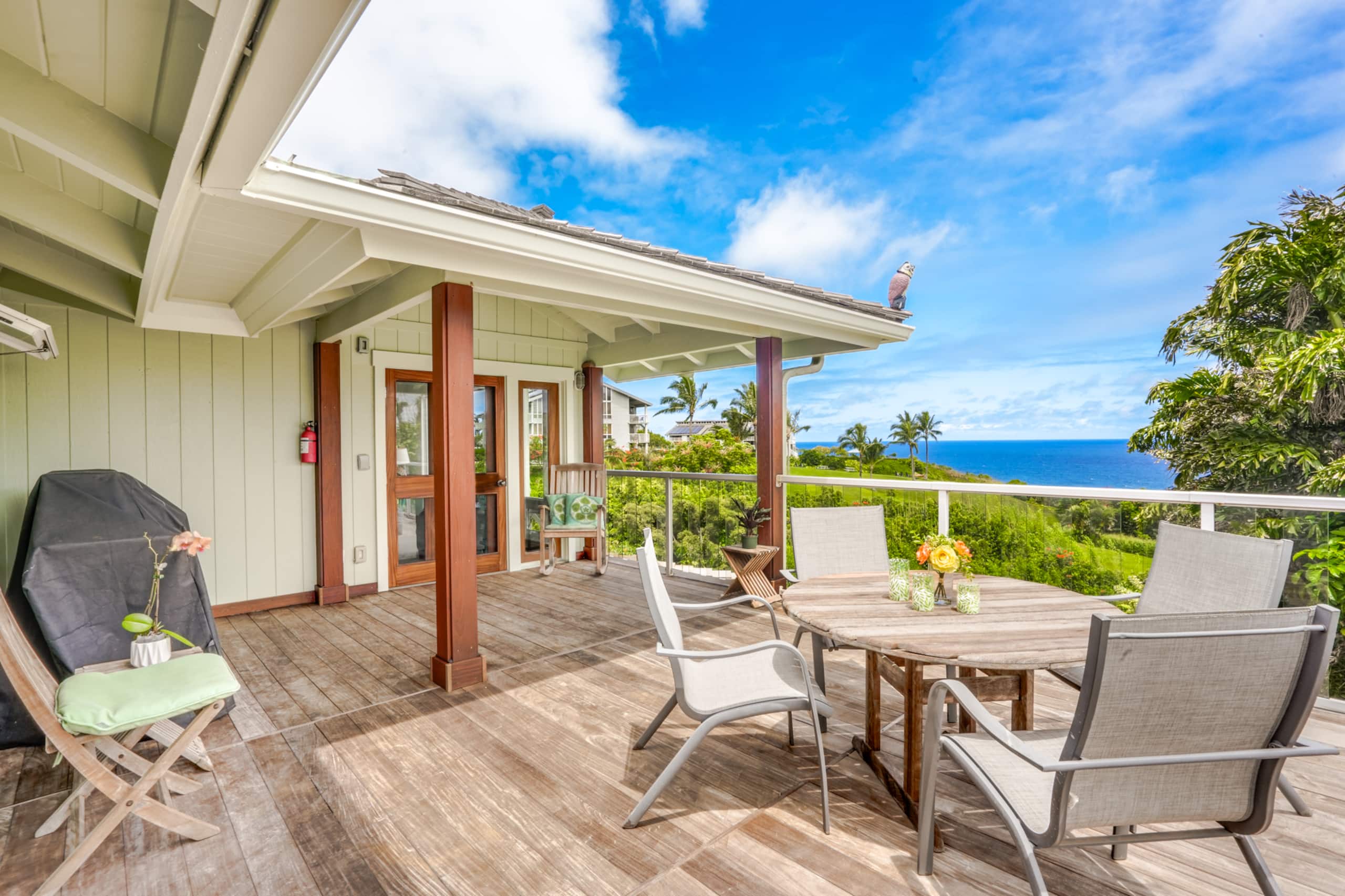 Home in Princeville · ★4.94 · 4 bedrooms · 5 beds · 2.5 baths - Image 18
