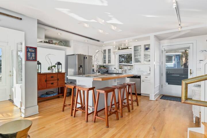 Harbor View Home – 7 Bed Beachhouse gallery image 3