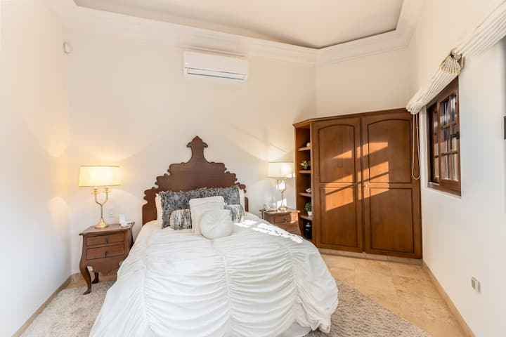 „Во удобноста на соништата.“