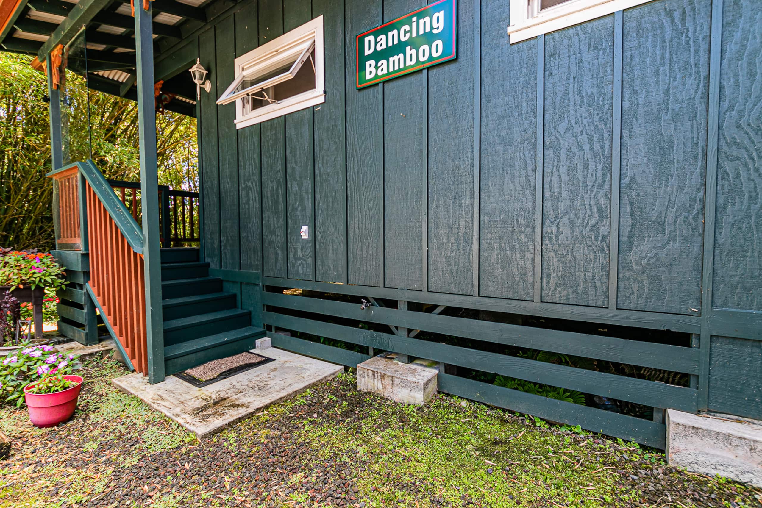 Home in Volcano · ★4.77 · 4 bedrooms · 5 beds · 3 private baths - Image 28