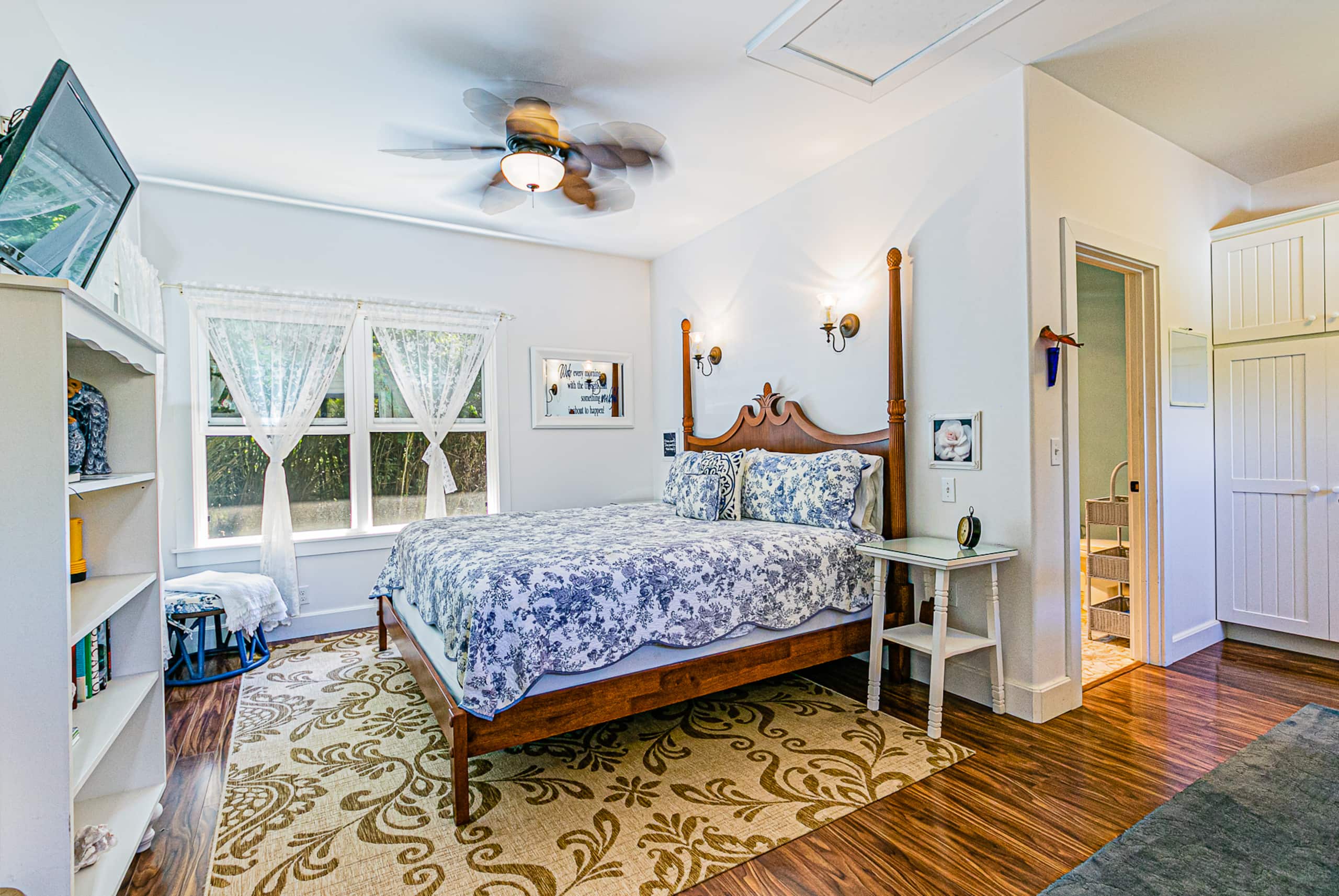 Home in Volcano · ★4.77 · 4 bedrooms · 5 beds · 3 private baths - Image 30