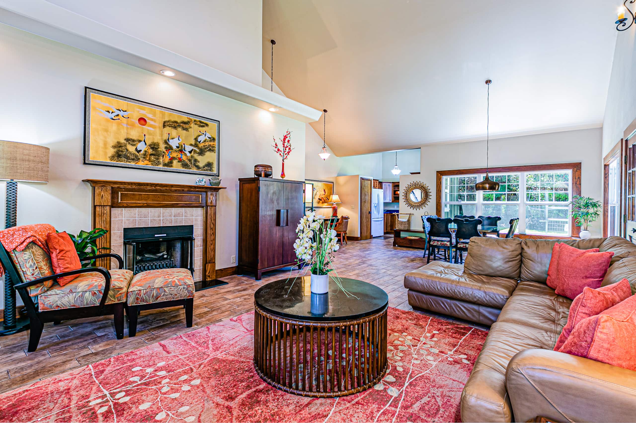 Home in Volcano · ★4.77 · 4 bedrooms · 5 beds · 3 private baths - Image 2