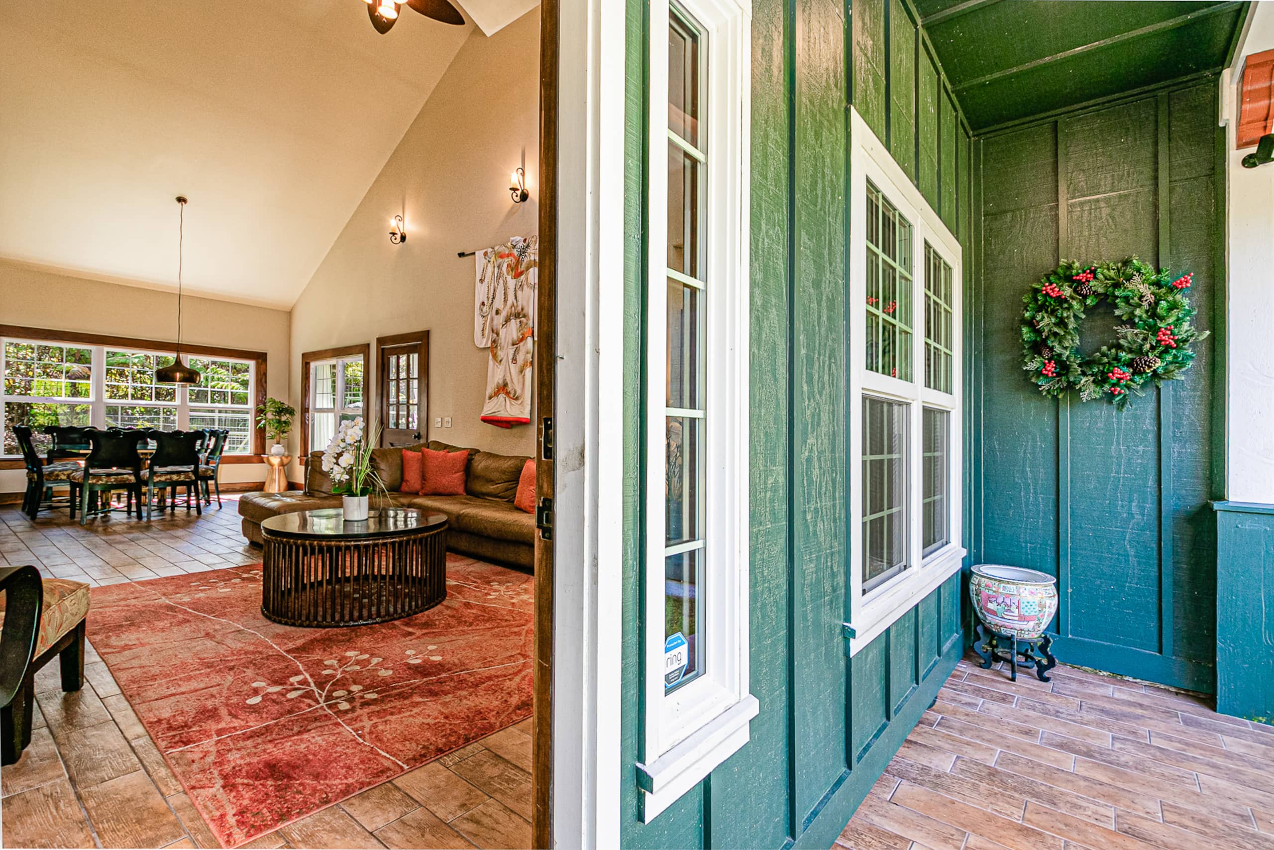 Home in Volcano · ★4.77 · 4 bedrooms · 5 beds · 3 private baths - Image 3