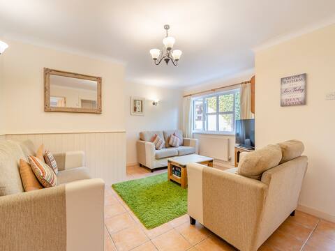 Bramble Cottage-UK45596