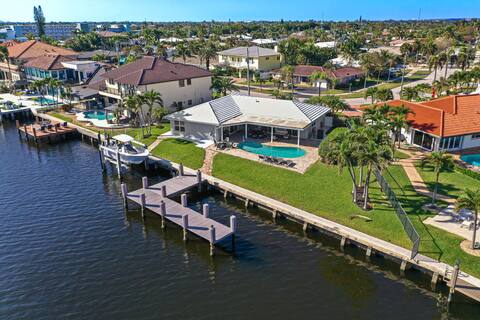 1402 Large Home Main Waterway | by Brampton Park