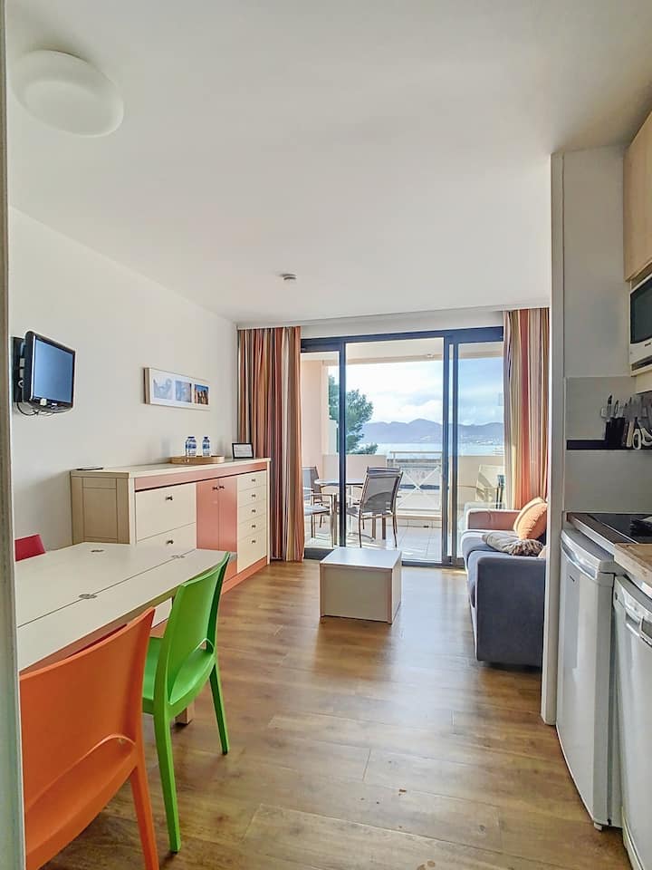 غرفة المعيشة