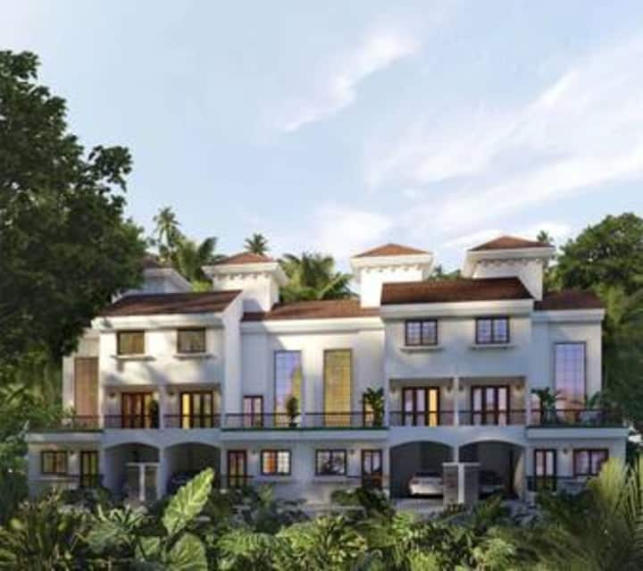 Equipped with plush sofas, a flat-screen TV, and high-speed internet, ideal for relaxing or entertaining guests.