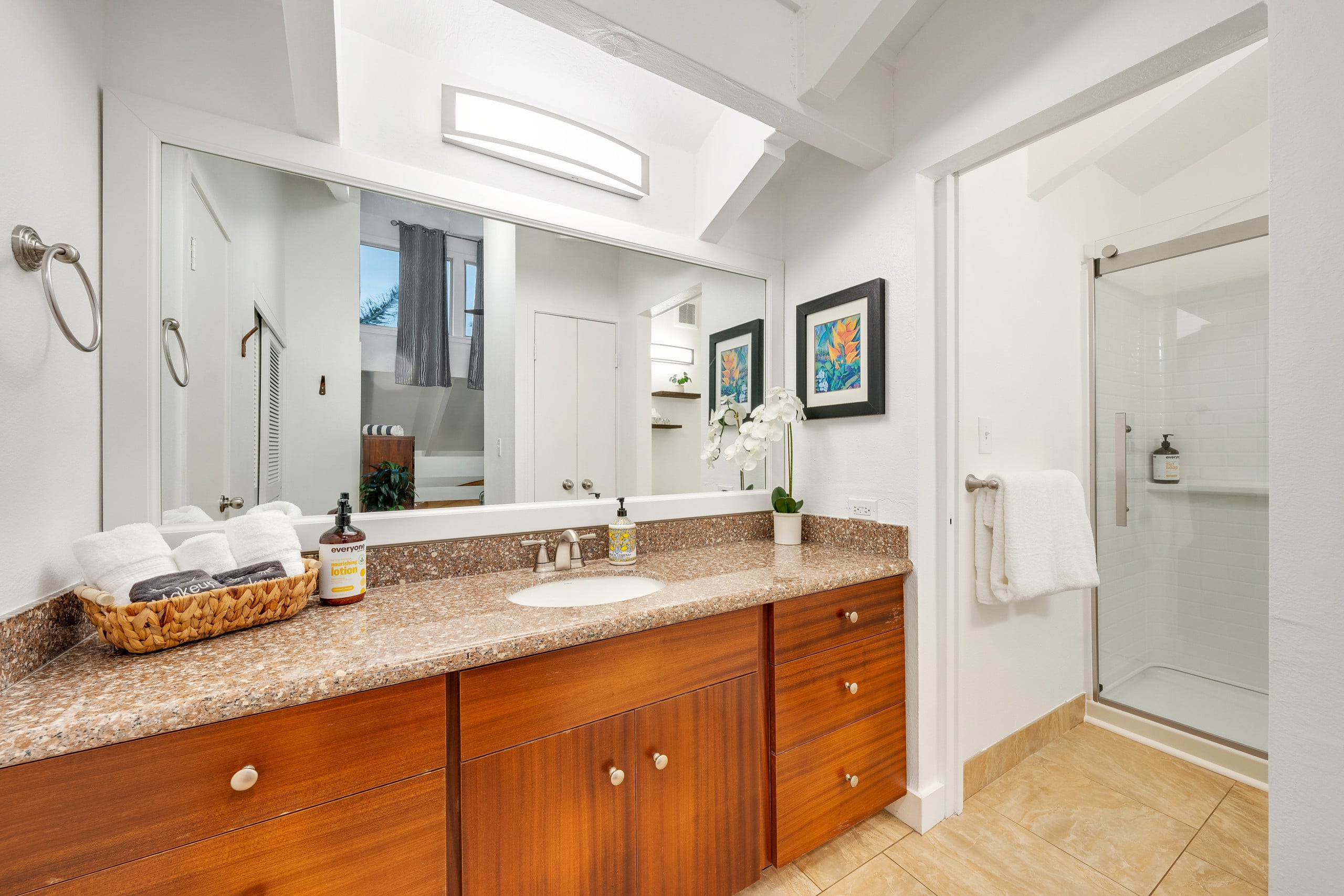 Condo in Kapaa · ★4.88 · 2 bedrooms · 2 beds · 2 baths - Photo 21