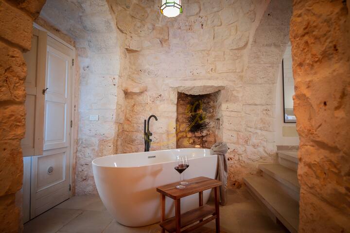 TD Trullo Titiro w/ Wine Cellar, Vineyard & Pool gallery image 4