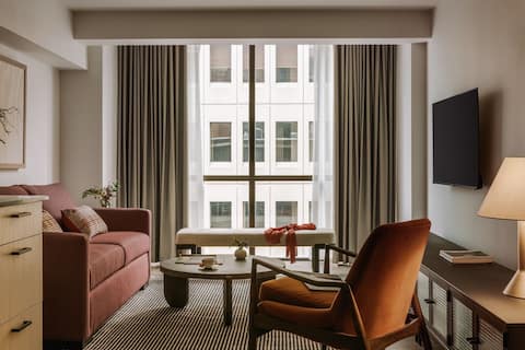 Sonder Arlo | Spacious One-Bedroom Apartment