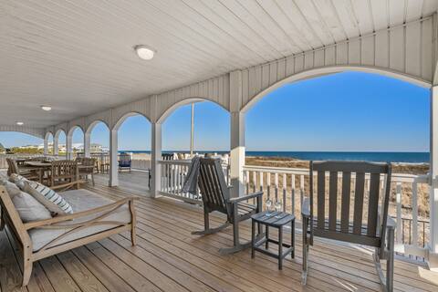 Alpha At The Point: Oceanfront, Private Pool & Hot