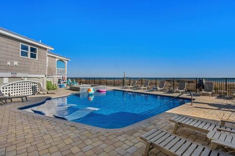 Alpha At The Point: Oceanfront, Private Pool & Hot