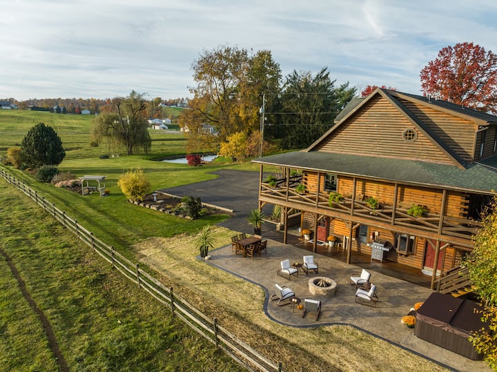 Spacious 6BR Retreat in Amish Country