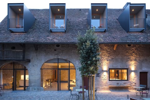 The Nightingale, The Patio