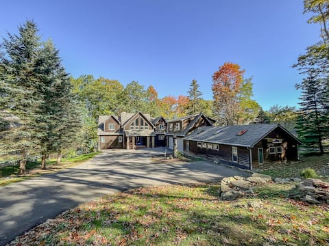 Lakefront Lux Home w/ Private Indoor Heated Pool!